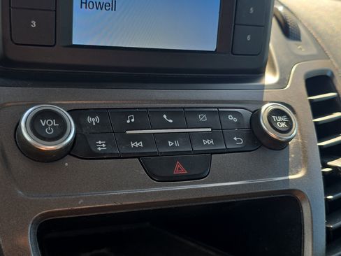 Used 2022 Ford Transit Connect XL FWD image 29