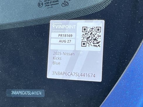 Certified 2025 Nissan Kicks SV image 30