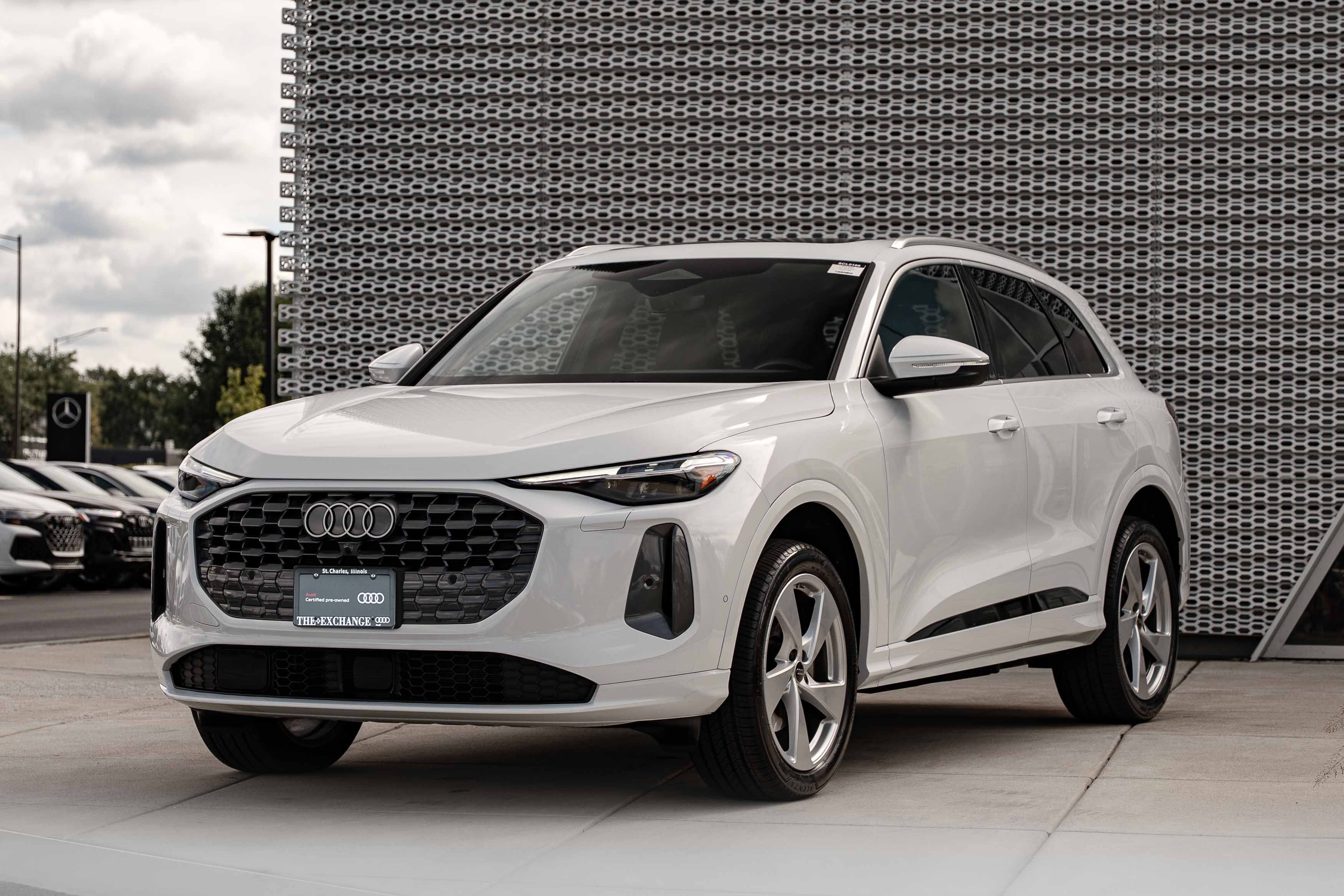 Certified 2025 Audi Q5 Premium w/ Premium Plus AWD/4WD image 7