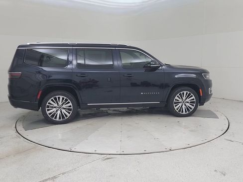 New 2025 Jeep Wagoneer Series II image 16