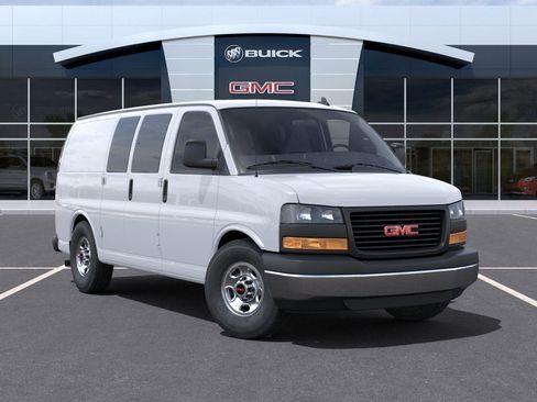 New 2024 GMC Savana 2500 w/ Driver Convenience Package image 31