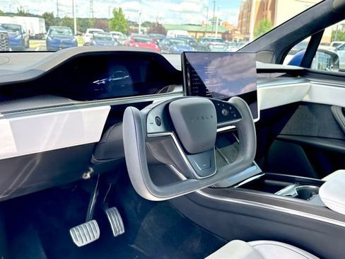 Used 2022 Tesla Model X Plaid AWD/4WD image 16
