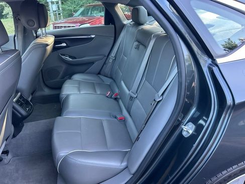 Used 2014 Chevrolet Impala LTZ FWD image 15