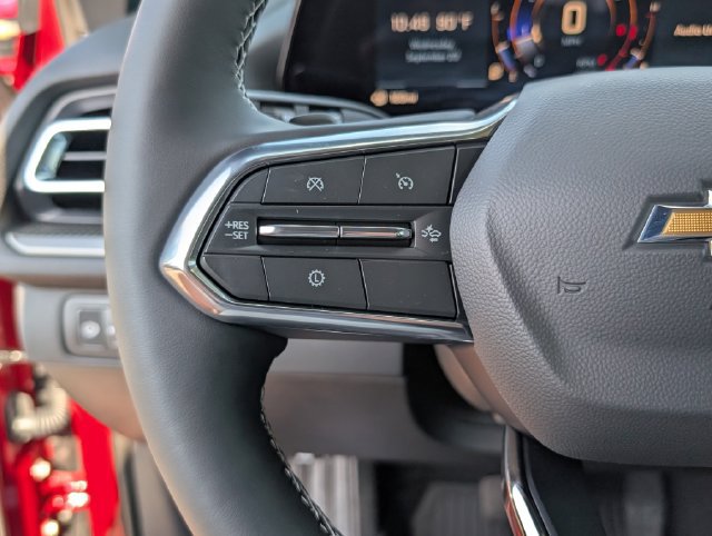 New 2027 Chevrolet Traverse LT w/ Driver Confidence Package FWD image 17