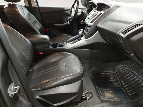Used 2013 Ford Focus SE image 15