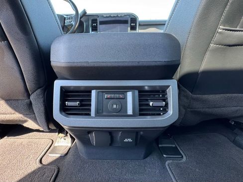 Used 2023 Ford F250 Lariat w/ Lariat Ultimate Package AWD/4WD image 37