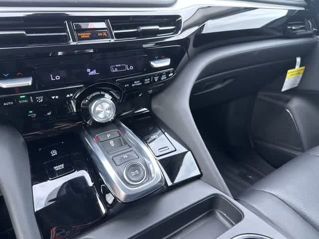 Used 2026 Acura MDX w/ Technology Package FWD image 32