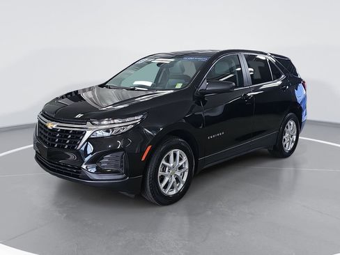 Used 2023 Chevrolet Equinox LS w/ LS Convenience Package image 9