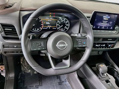 Used 2023 Nissan Rogue SV w/ SV Premium B Package AWD/4WD image 11