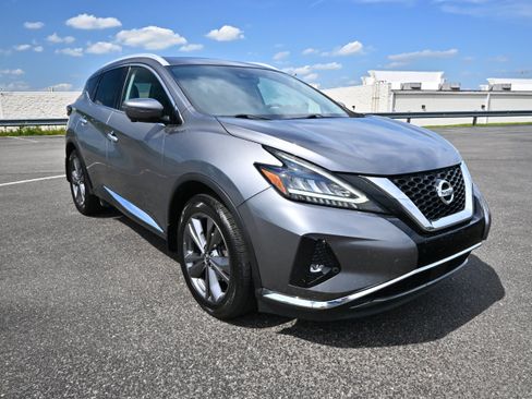 Used 2022 Nissan Murano Platinum w/ Cargo Package AWD/4WD image 2