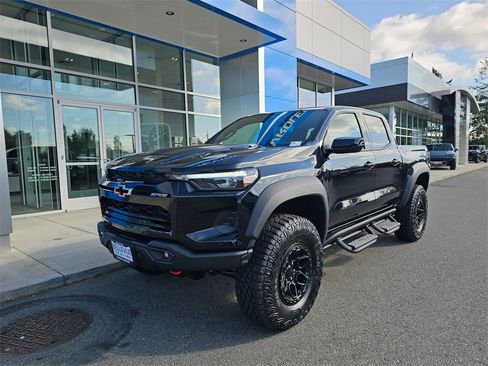New 2026 Chevrolet Colorado ZR2 w/ ZR2 Bison Edition image 3