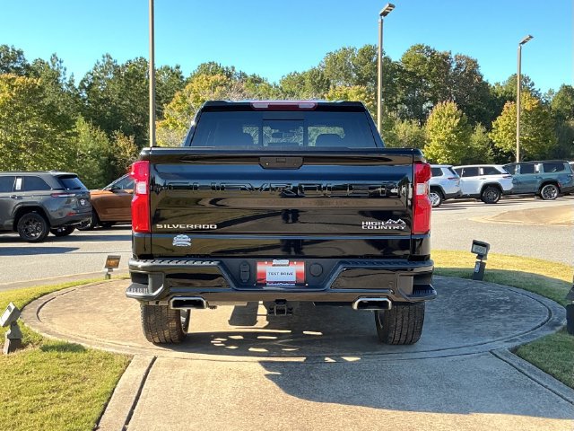 Used 2022 Chevrolet Silverado 1500 High Country AWD/4WD image 6