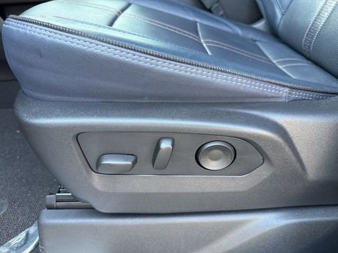 Used 2024 Chevrolet Silverado 1500 High Country w/ Z71 Off-Road Package image 11