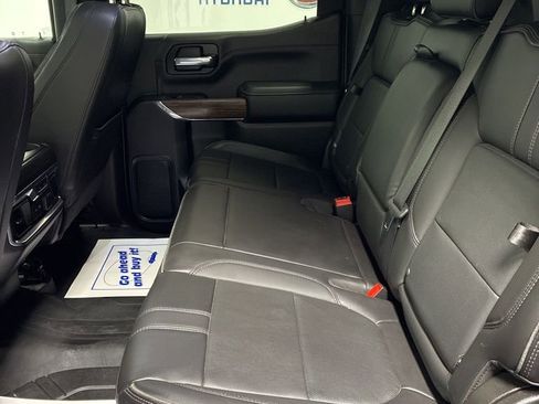 Used 2021 Chevrolet Silverado 1500 High Country w/ Technology Package image 23
