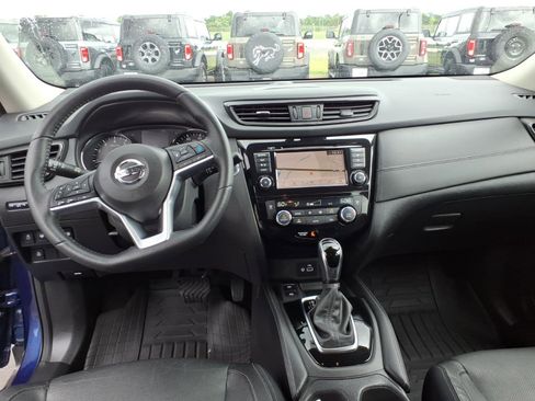 Used 2020 Nissan Rogue SL FWD image 15