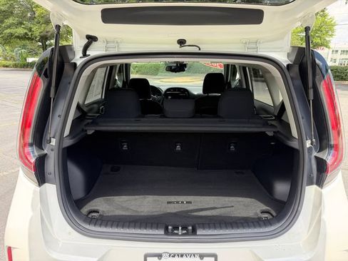 Certified 2023 Kia Soul EX FWD image 43