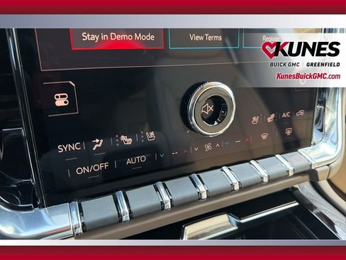 New 2026 GMC Yukon XL Denali image 29