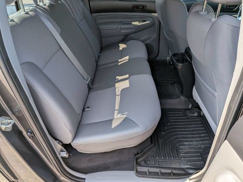 Used 2014 Toyota Tacoma 4x4 Double Cab w/ TRD Sport Package image 17