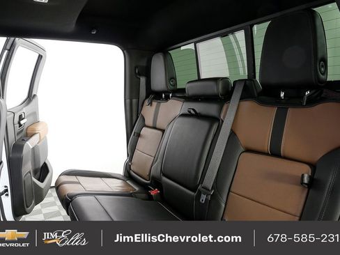 Used 2021 Chevrolet Silverado 1500 High Country w/ Technology Package image 22