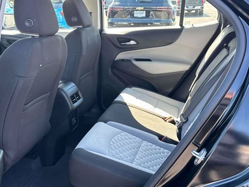 Used 2020 Chevrolet Equinox LS FWD image 5
