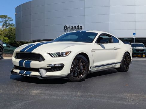 Used 2020 Ford Mustang Shelby GT350 w/ Technology Package RWD image 1