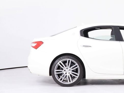 Used 2019 Maserati Ghibli S GranLusso image 14