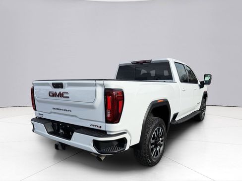 Used 2021 GMC Sierra 2500 AT4 w/ AT4 Premium Plus Package image 2