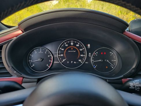 Used 2020 MAZDA MAZDA3 Hatchback w/ Premium Package image 29