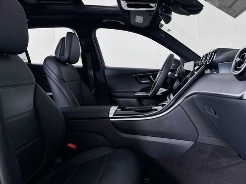 New 2026 Mercedes-Benz GLC 300 image 6