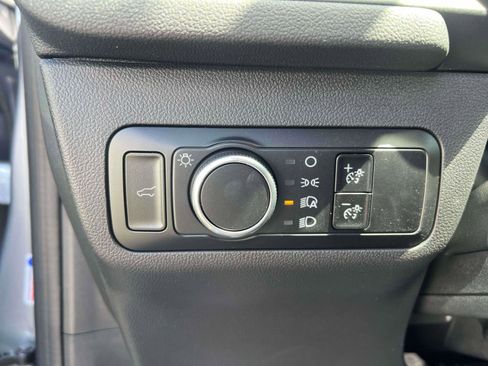 Used 2023 Ford Escape Active AWD/4WD image 17