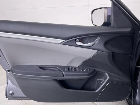 Used 2019 Honda Civic LX image 10