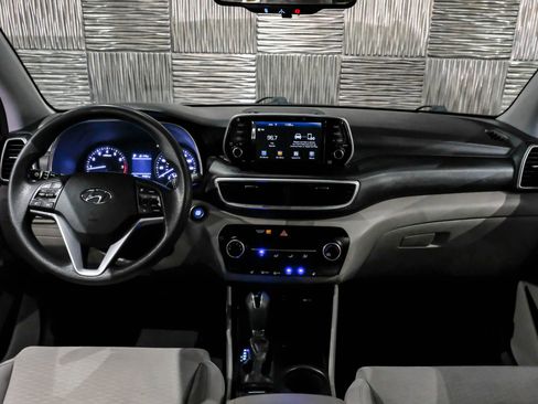 Used 2019 Hyundai Tucson Value FWD image 19