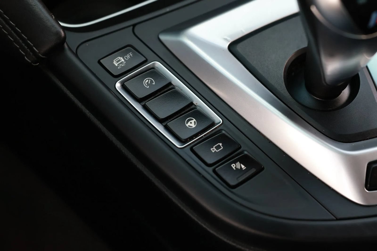 Used 2015 BMW M4 Coupe RWD image 40