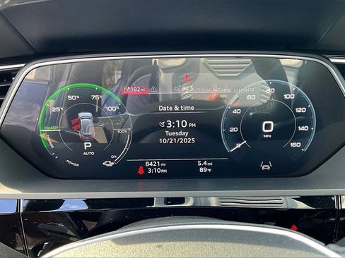 Certified 2023 Audi e-tron S Premium Plus w/ Black Optic Package image 25