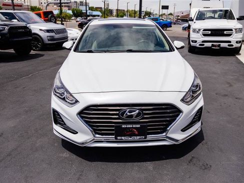 Used 2018 Hyundai Sonata Limited w/ Cargo Package FWD image 3