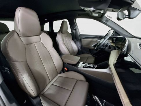 Used 2025 Audi Q5 Premium w/ Premium Plus AWD/4WD image 25