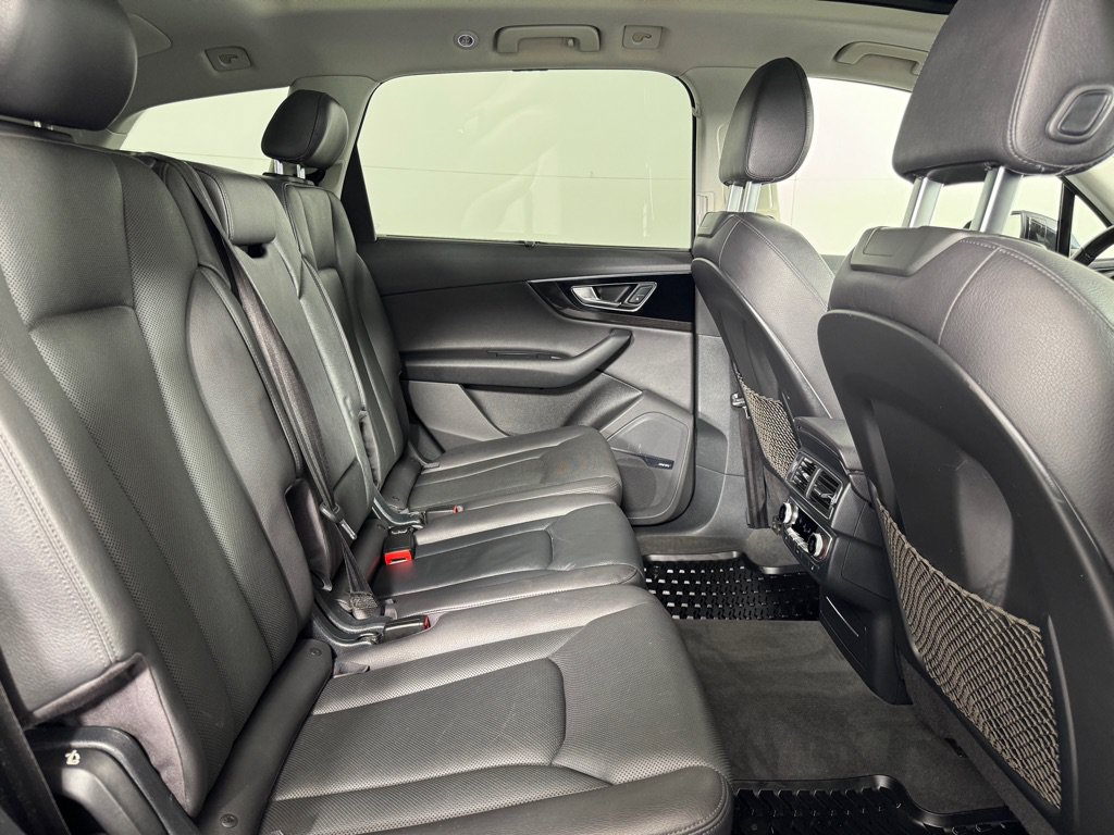Used 2017 Audi Q7 3.0T Premium Plus AWD/4WD image 27
