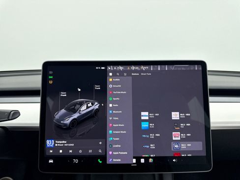 Used 2022 Tesla Model Y Performance image 5