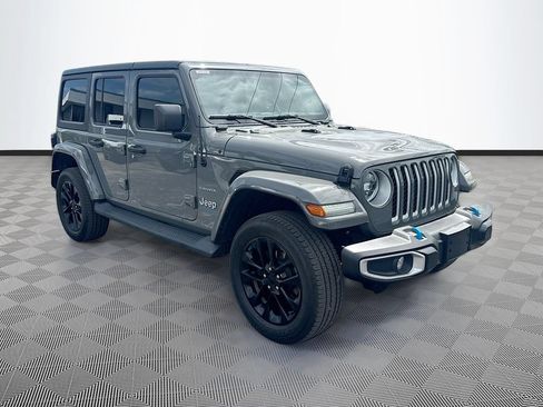 Used 2023 Jeep Wrangler Unlimited Sahara w/ Cold Weather Group AWD/4WD image 4