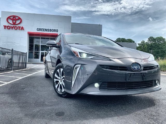 Used 2019 Toyota Prius LE w/ Carpet Mat Package AWD/4WD image 2