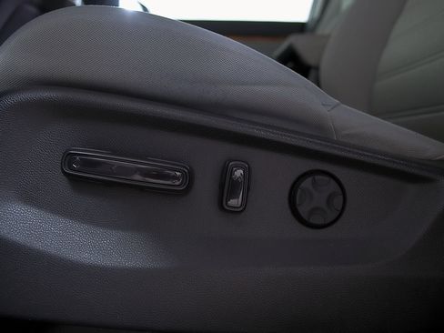 Used 2022 Honda CR-V EX image 16