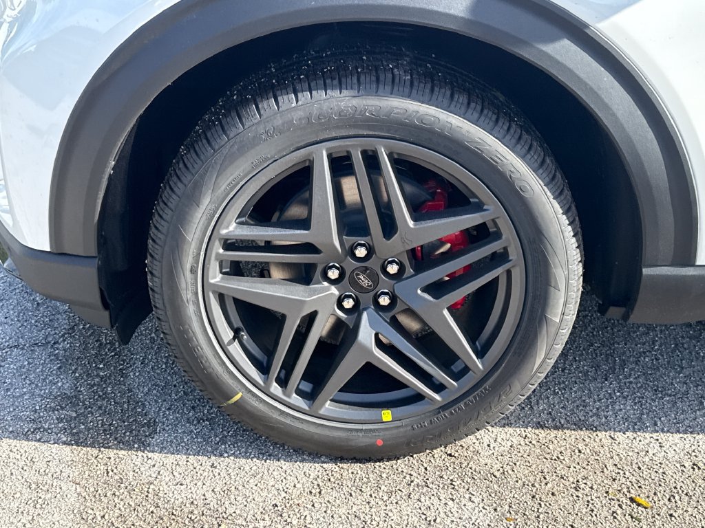 New 2027 Ford Explorer ST-Line w/ Premium Package RWD image 9