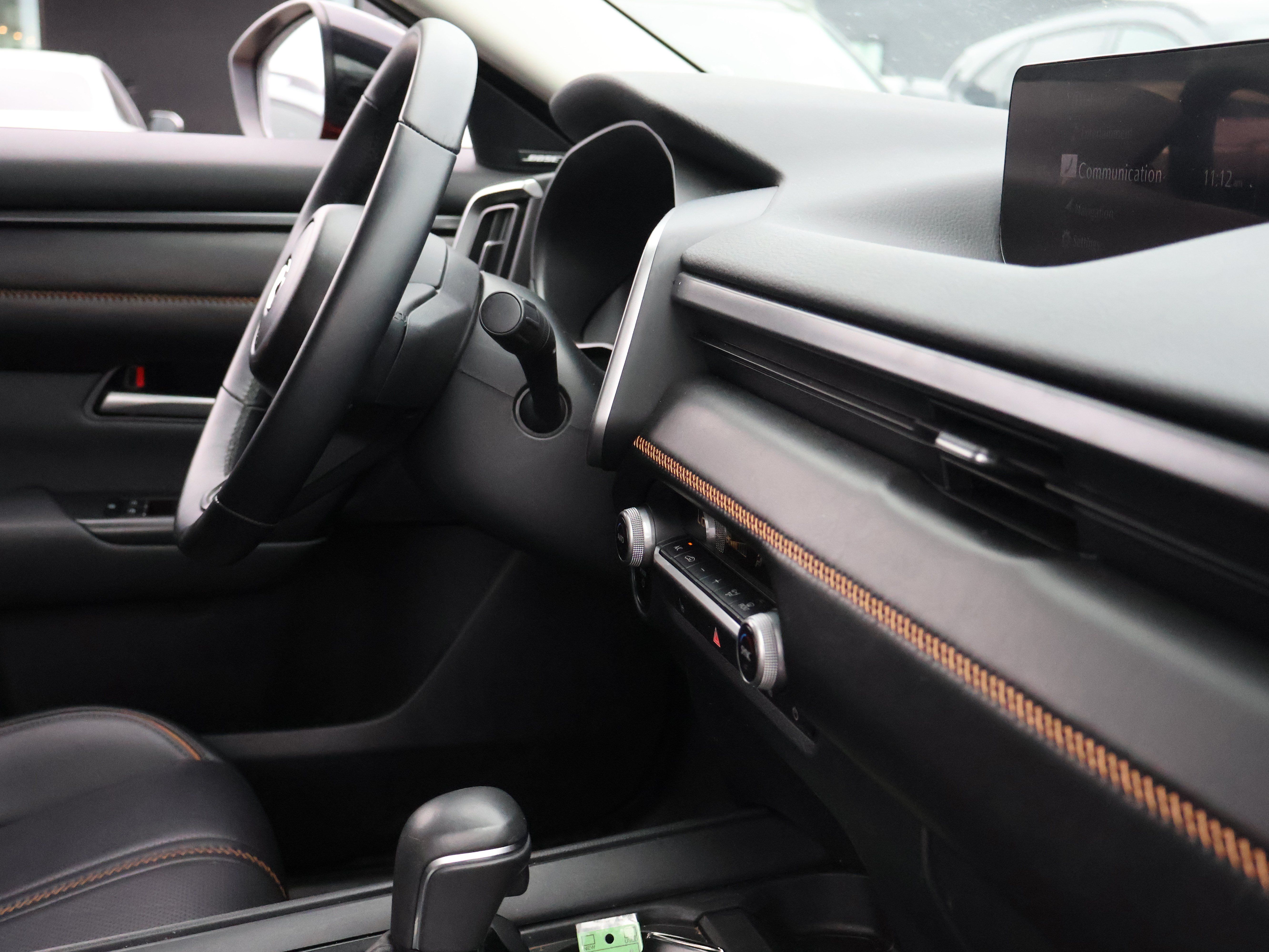 Used 2025 MAZDA CX-50 AWD 2.5 Hybrid w/ Premium Pkg image 10