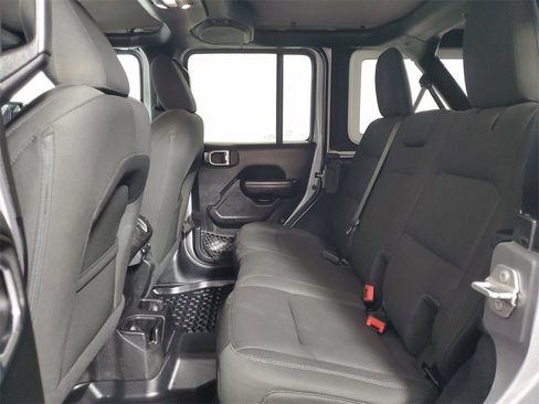 Used 2020 Jeep Wrangler Unlimited Sport image 21