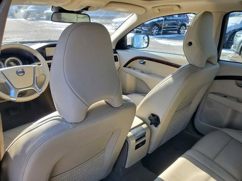 Used 2013 Volvo XC70 T6 image 26