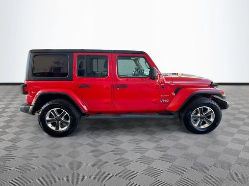 Used 2022 Jeep Wrangler Unlimited Sahara w/ Cold Weather Group AWD/4WD image 5