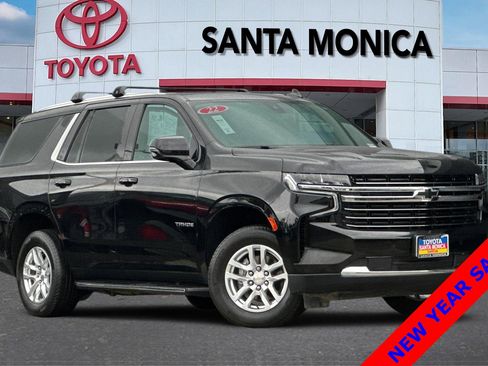 Used 2022 Chevrolet Tahoe LT w/ Luxury Package image 2