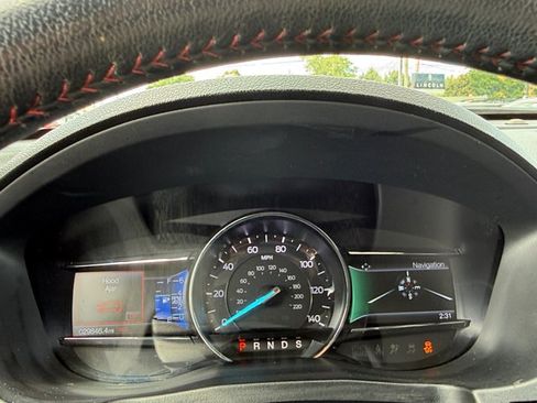 Used 2019 Ford Explorer Sport AWD/4WD image 32