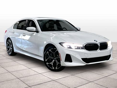 Used 2025 BMW 330i Sedan w/ Convenience Package image 2