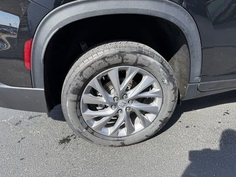 Certified 2025 Buick Enclave Preferred AWD/4WD image 11